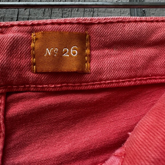 Pilcro and the Letterpress‎ Coral Pink Denim Frayed Hem Bermuda Shorts Size 26 - Picture 5 of 11